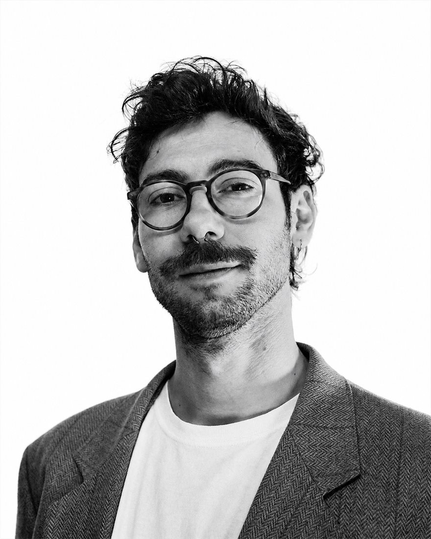Ritratto di Federico Zanella, psicologo a Verona